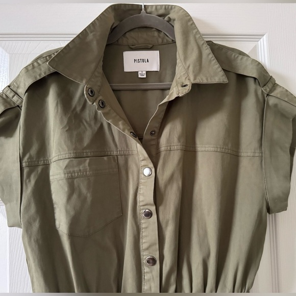 PISTOLA
DANI LIGHTWEIGHT DOLMAN JUMPSUIT -
LODEN GREEN. SIZE M - Picture 8 of 14